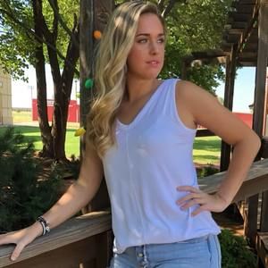 Meet your Posher, Gillian